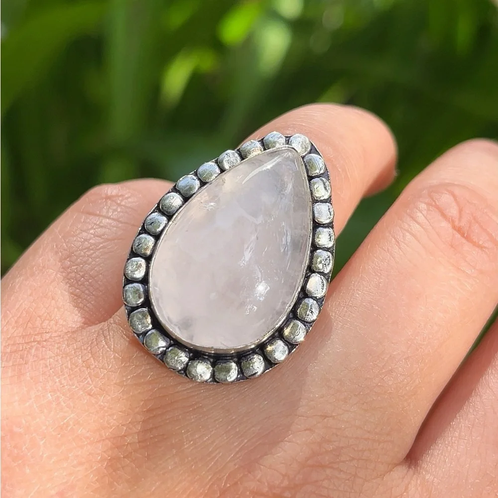 Size 6 925 silver plated rose pear‎ shape ring